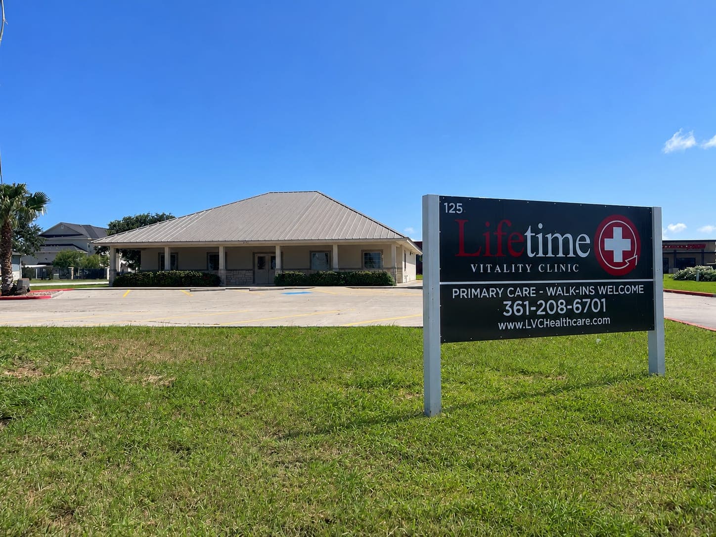 Lifetime Vitality Clinic exterior and sign in Portland, TX